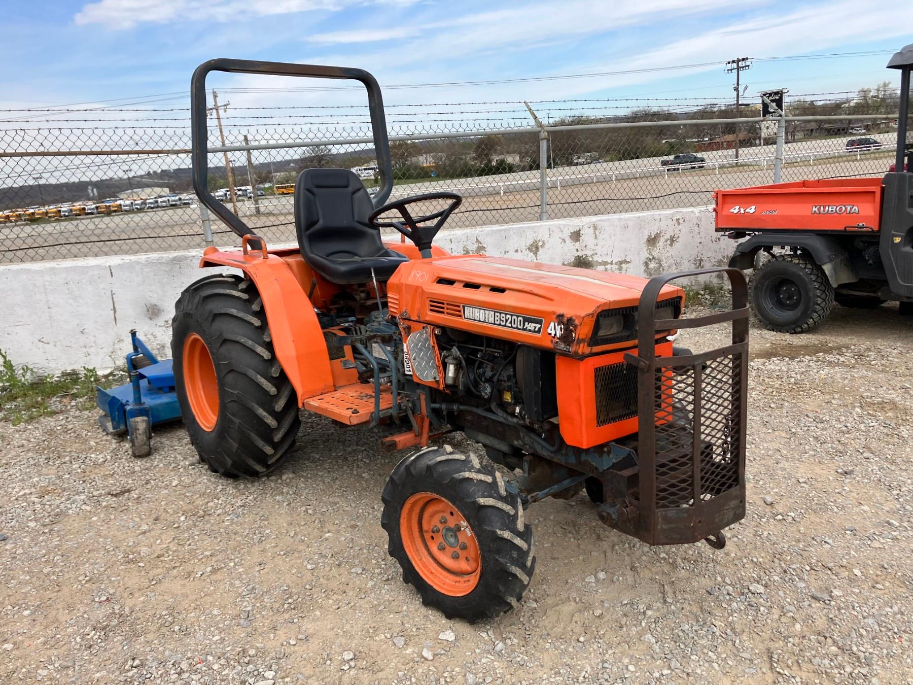 KUBOTA B9200