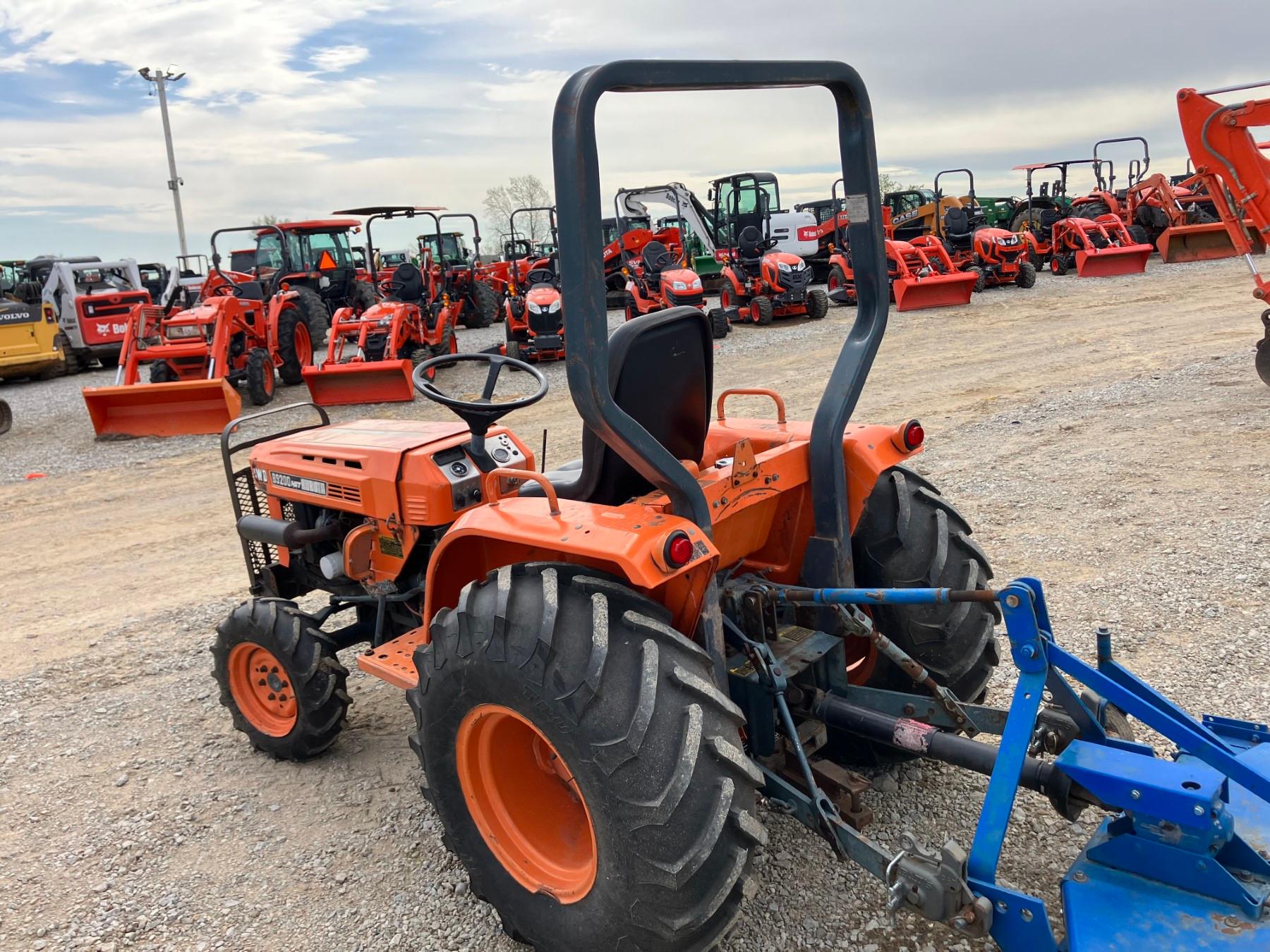 KUBOTA B9200