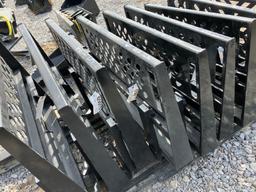 SET OF PALLET FORK AND FRAME