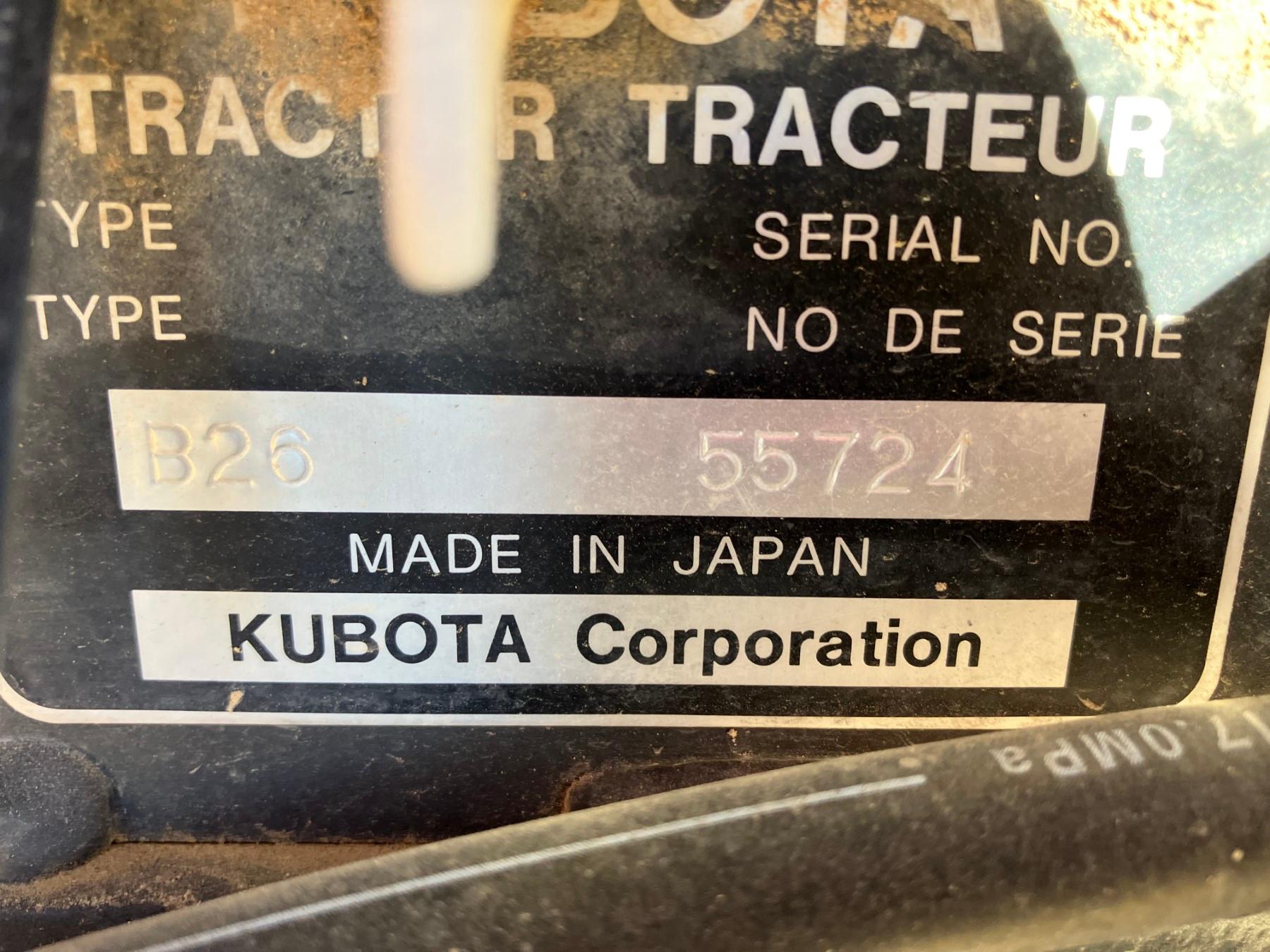 KUBOTA B26 TLB