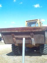 CAT 966B FRONT END LOADER, 2 FLAT TIRES, NEEDS NEW WINDOWS (MOTOR IS ETHER