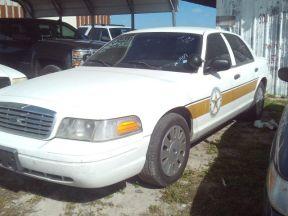 2011 FORD CROWN VICTORIA, TAN AND WHITE, V#2707, W/T