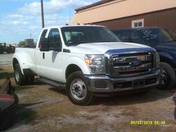 2016 FORD F350 SUPER CAB, WHITE, VIN#5682, WITH A FREE DRIVE, WITH TITLE