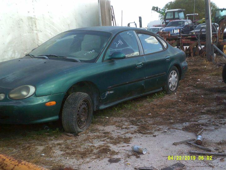 2004 FORD TAURUS 4D V#4511, WITH TITLE