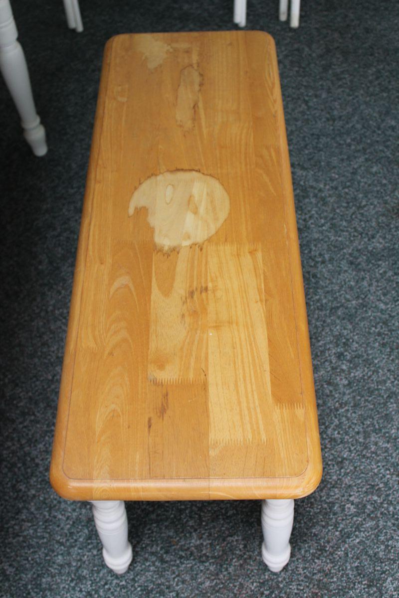 Very Nice Farmhouse Table With Matching Chairs And Bench