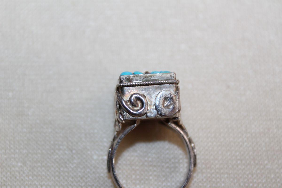 Sterling Silver Turquoise Ring