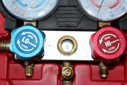 Pittsburgh HVAC Gauge And Hoses With Adapters