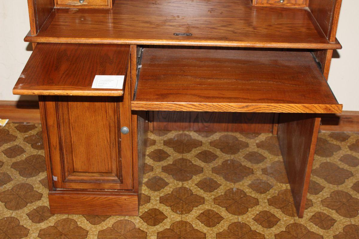 Nice Oak Roll Top Desk