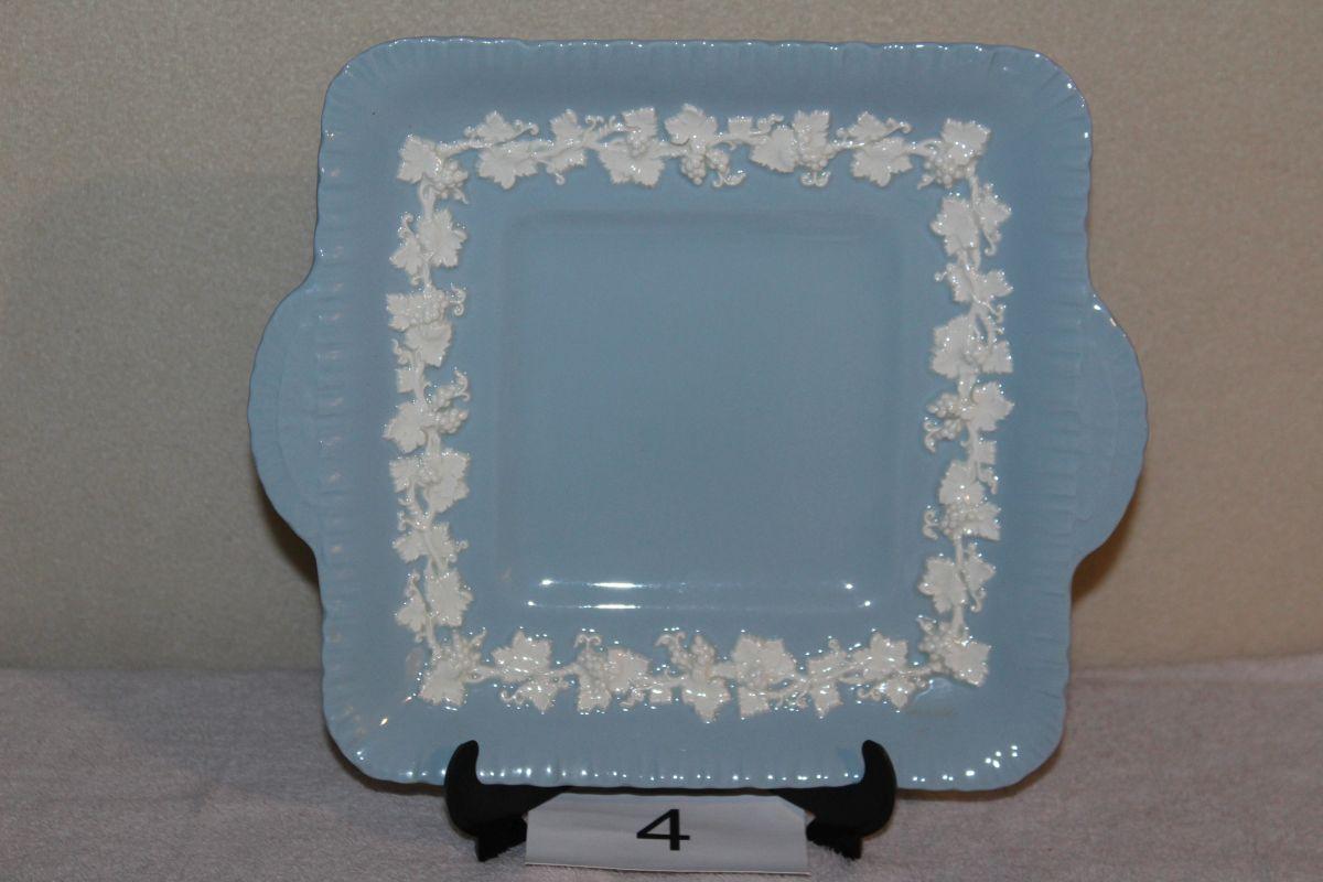 Vintage Wedgwood "Queens Ware" Cream On Lavender Blue Shell Edge Dessert Plate