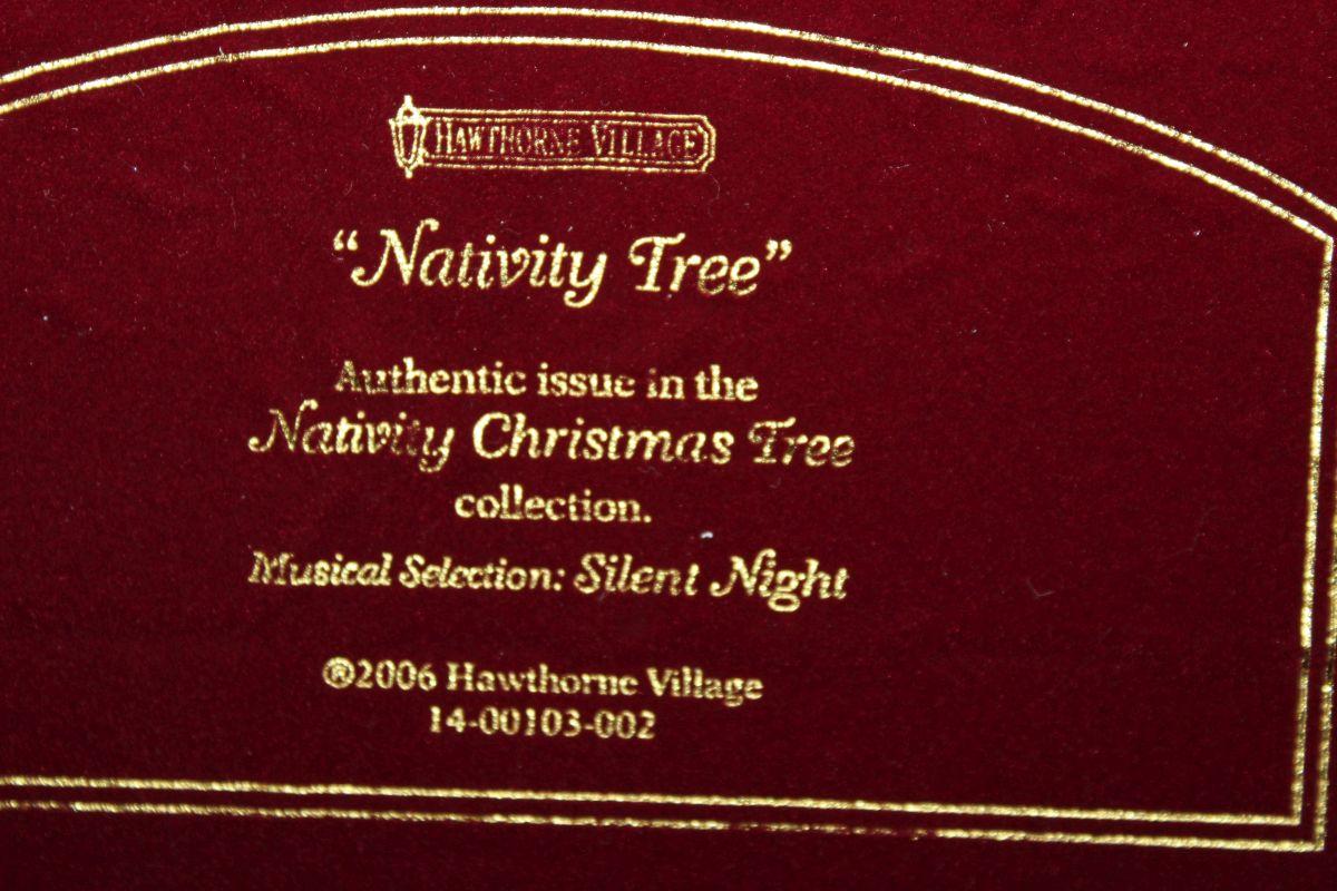 Thomas Kinkade 2006 LARGE "Nativity Tree" Set W/Figures By Hawthorne Village