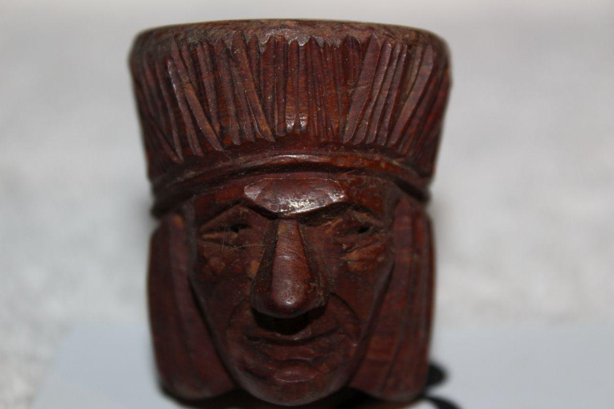 Vintage Handcarved Indian Head Pipe