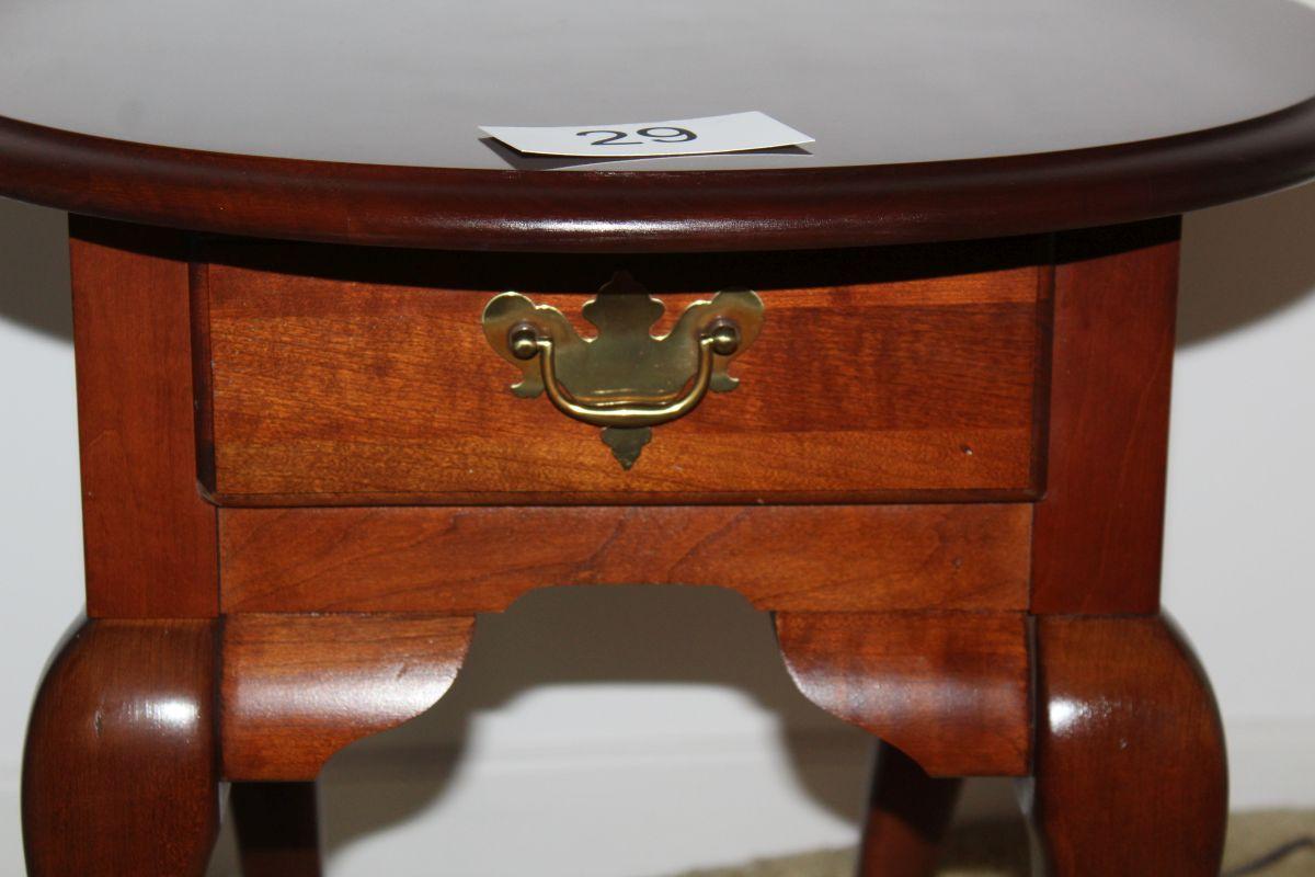 Broyhill Oval Single Drawer Side Table