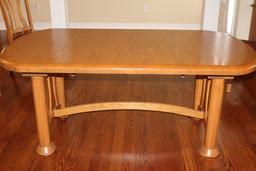 Solid Oak Dining Room Table W/Chairs