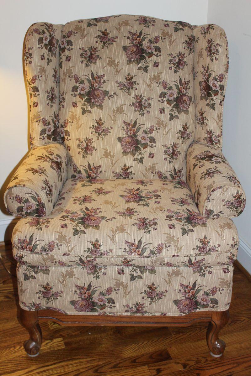 Beautiful England/La-Z-Boy Chair & Ottoman