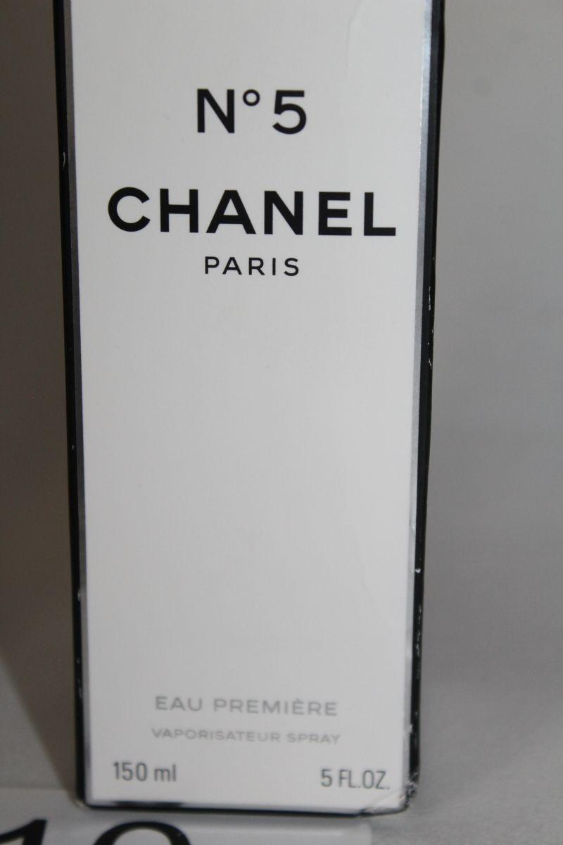 CHANEL #5 Paris Perfume W/Drawstring Bag