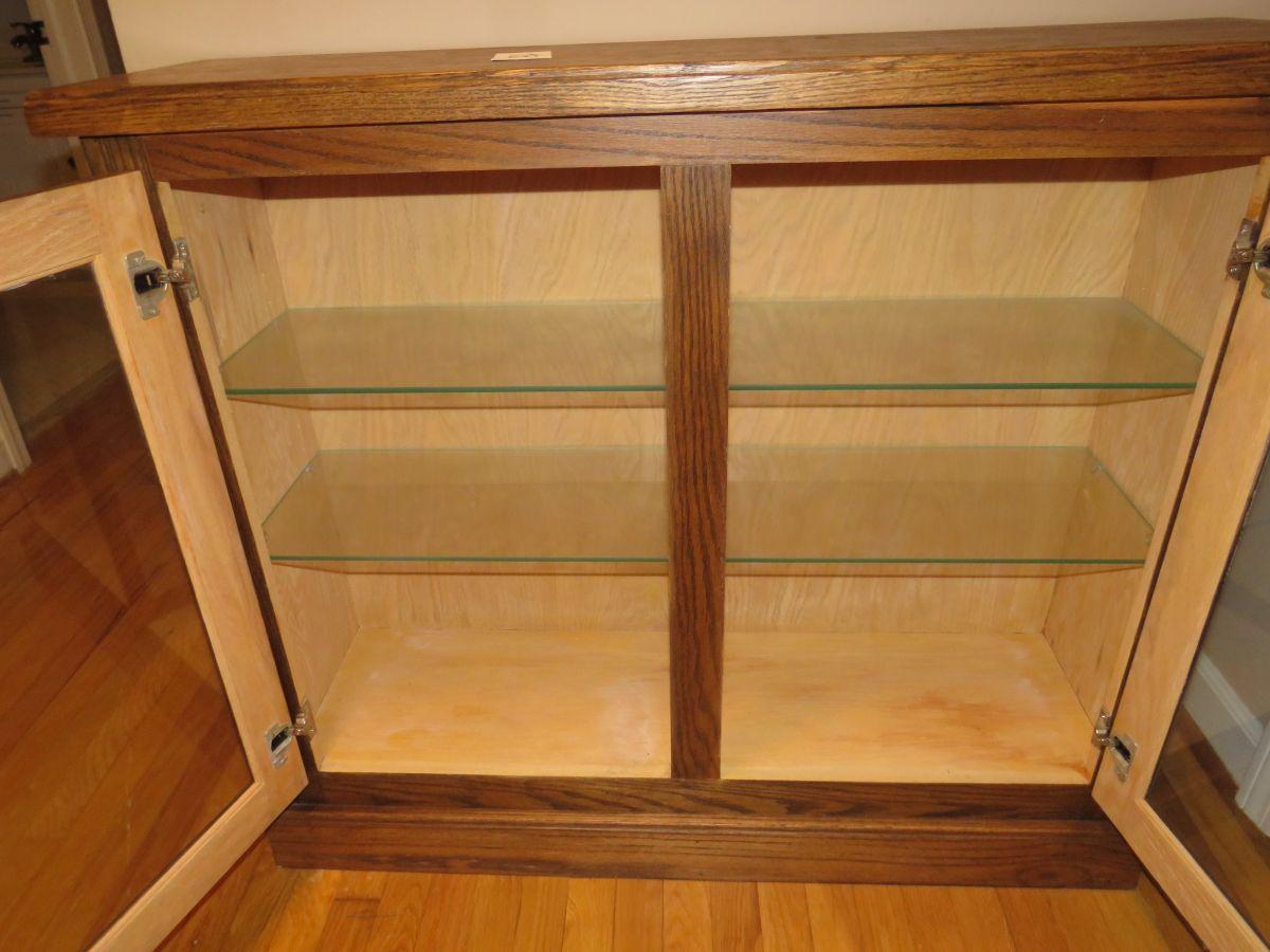 NICE Custom Made Oak 2 Door Case W/Glass Shelves