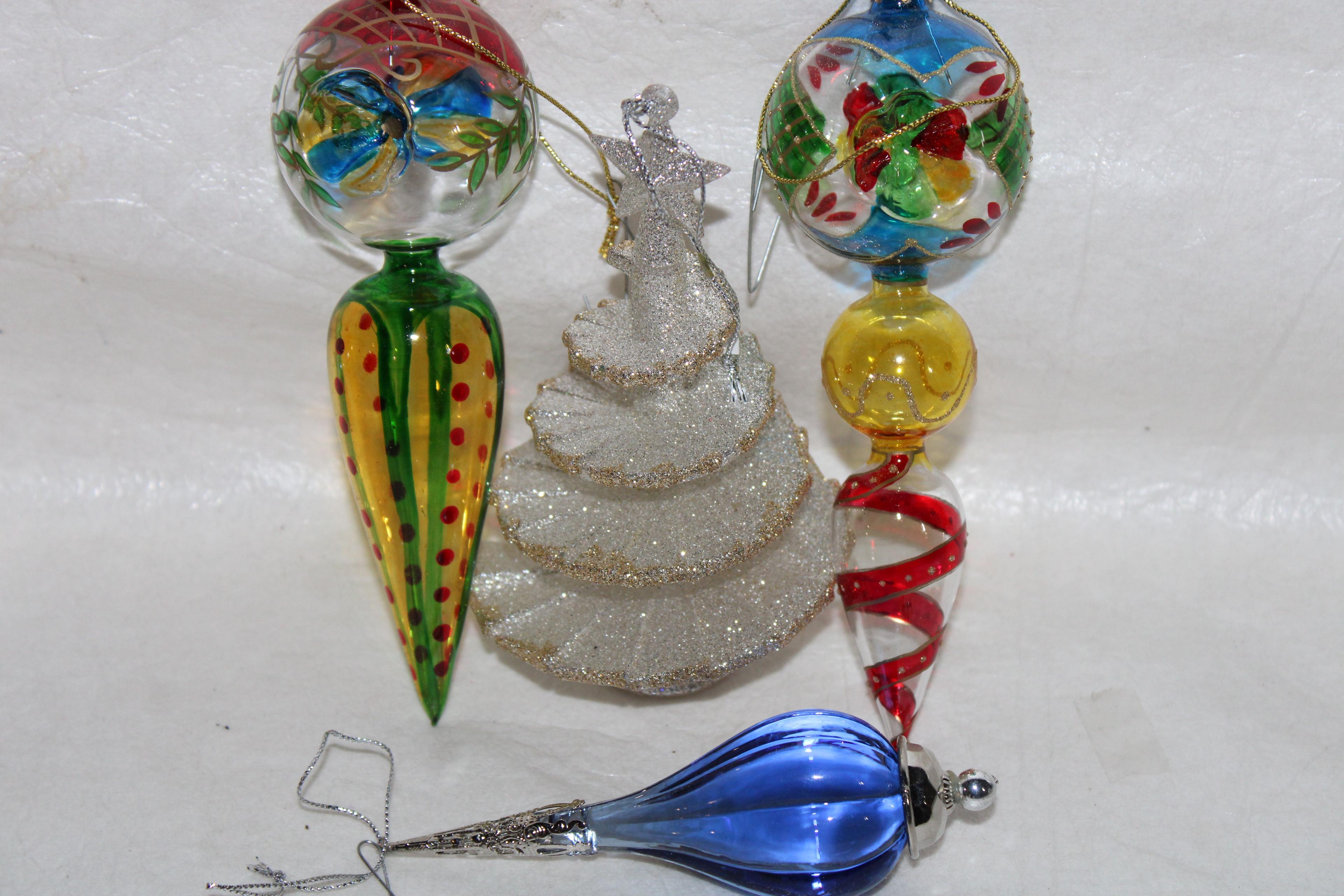 Nice Assorted Glass & Plastic Ornaments