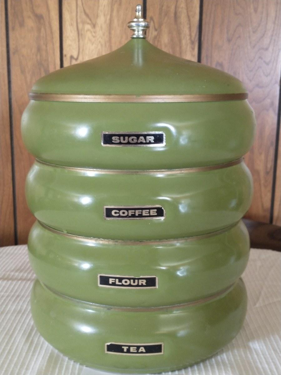 Retro Pagoda Canister Stacking Canister Set By Lincoln Beautyware