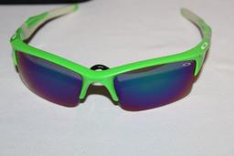 Oakley "Half Jacket 2.0" Sunglasses W/Case