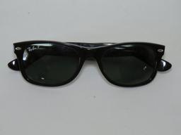 Ray-Ban Black "Wayfarer" 901 Sunglasses W/Case