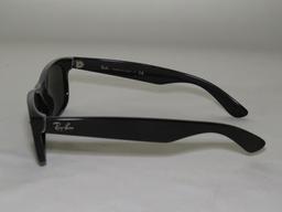 Ray-Ban Black "Wayfarer" 901 Sunglasses W/Case