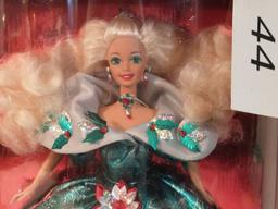 1995 Special Edition "Happy Holidays" Barbie #14123