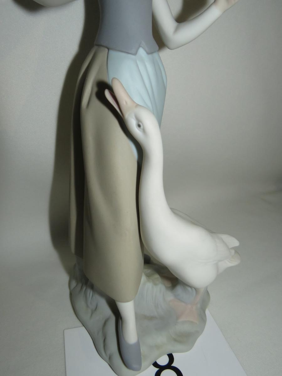 Lladro Retired "Goose Girl" Porcelain Figure H15-0