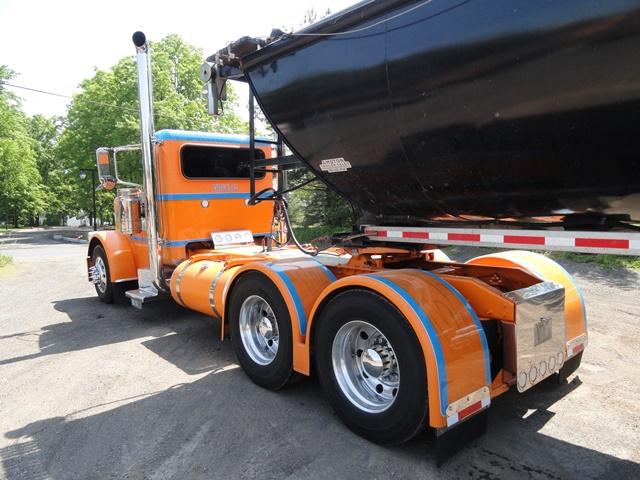 2011 PETERBILT Model 389 Tandem Axle Truck Tractor, VIN# 1XPXD40X6BD115977,