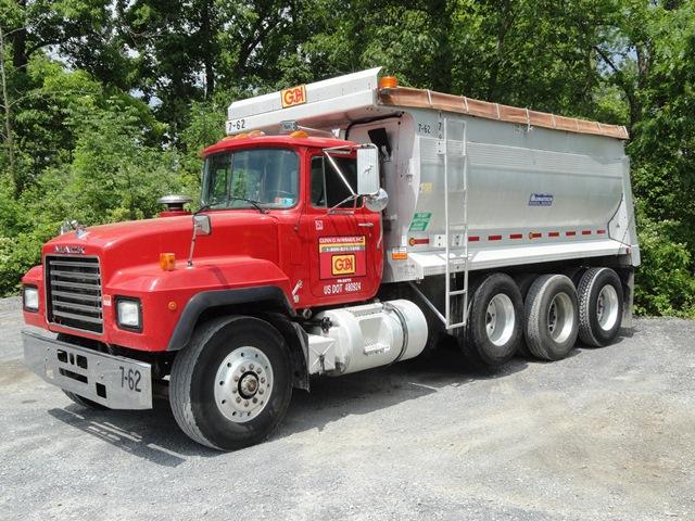 1998 MACK Model RD688S Tri-Axle Dump Truck, VIN# 1M2P270C3WM036855, powered