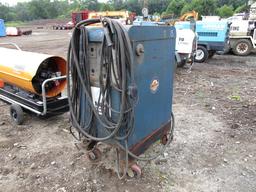 MILLER 200 Amp Welder, with leads