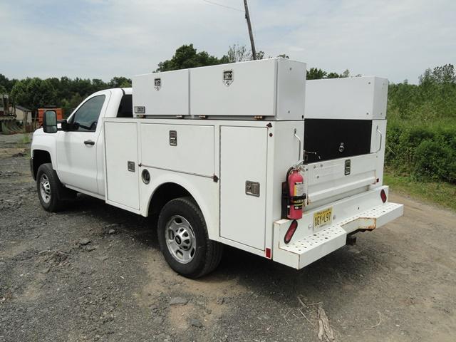 2015 CHEVROLET Model 2500, 4x4 Utility Truck, VIN# 1GB0KUEG1FZ138680, power