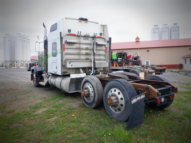 Unit #9138 2005 KENWORTH Model W900 Tandem Axle Truck Tractor, VIN# 1XKWDB9