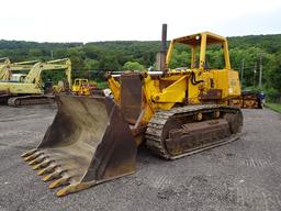 (Unit# 25-252) 1984 JOHN DEERE Model 855 Crawler Loader, s/n 386114, powere