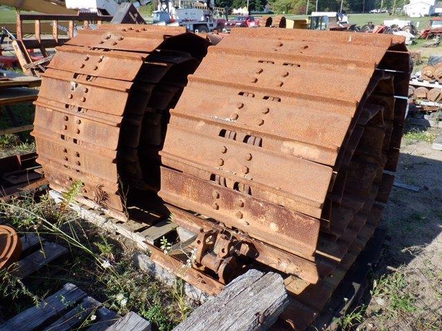 CAT D6N LGP Tracks, with 34" SBG pads. In fair condition.