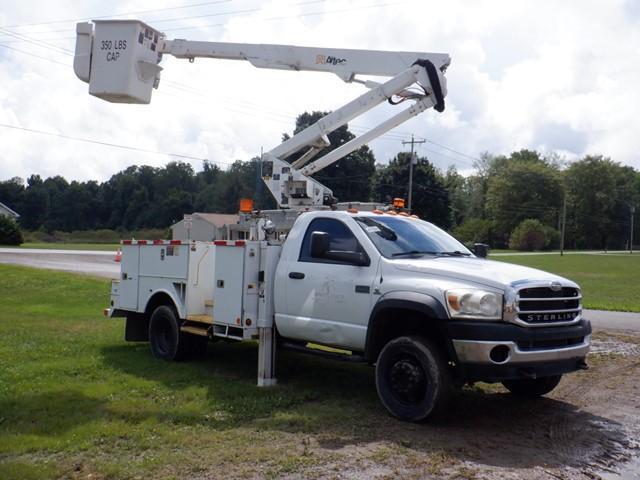 2009 STERLING Model 5500, 4x4 Bucket Truck, VIN# 3F6WK76L79G519909, powered by Cummins diesel engine