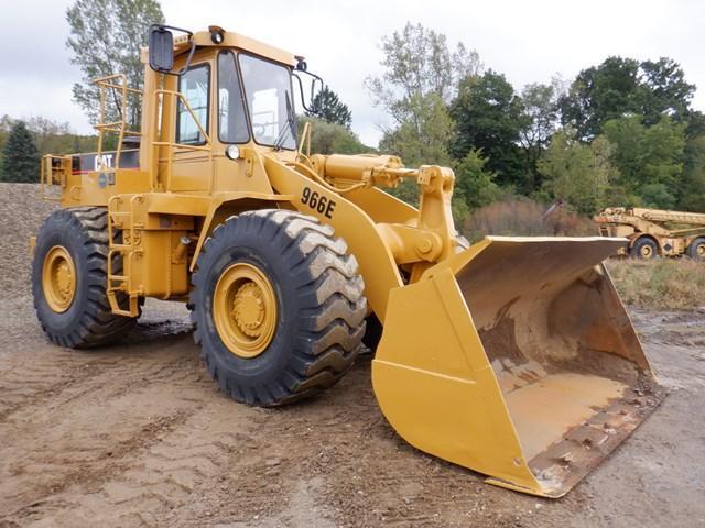 1988 CATERPILLAR Model 966E Rubber Tired Loader, s/n 99Y05975, powered by Cat 3306 diesel engine and