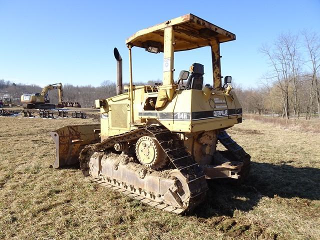 1995 CATERPILLAR Model D4H Series II Crawler Tractor, s/n 8PB06217, powered by Cat 3204 diesel