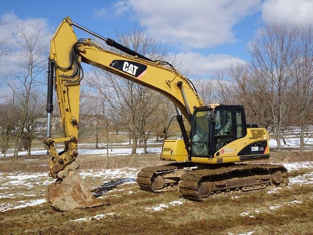 2008 CATERPILLAR Model 320D LRR Hydraulic Excavator, s/n XCK00434, powered by Cat C6.4 diesel engine