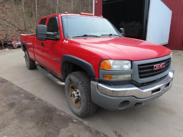 2005 GMC Model 2500, 4x4 Extended Cab Pickup Truck, VIN# 1GTHK39295E296536, powered by Duramax