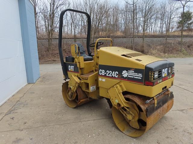 1997 CATERPILLAR Model CB224C Tandem Vibratory Roller, s/n 3AL01024, powered by Hatz diesel engine