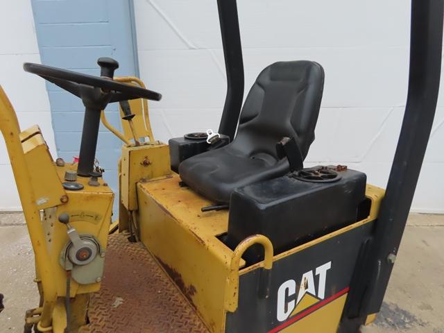 1997 CATERPILLAR Model CB224C Tandem Vibratory Roller, s/n 3AL01024, powered by Hatz diesel engine