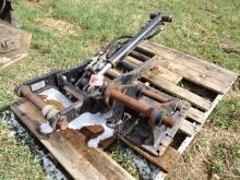 CAT Hydraulic Thumb Attachment (420E/TB180) (Derry Lane - Blairsville)