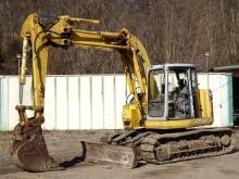 2001 KOMATSU Model PC128UU-2 Hydraulic Excavator, s/n 5515, powered by Komatsu diesel engine and