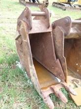 ESCO 20" Digging Bucket (PC120/PC128/314C/314D/314E/ED150) (AE-109) (Derry Lane - Blairsville)