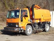 1997 FORD Model CF8000 Cab Over Single Axle Vac Truck, VIN# 1FDXH81C5VVA40997, powered by Cummins