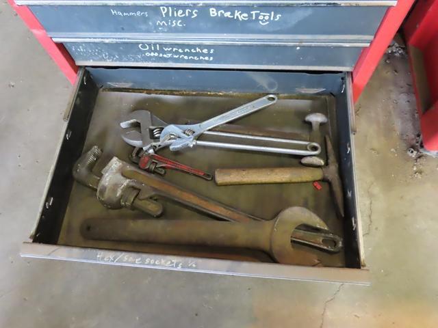 HUSKEY Tool Chest and Contents (McKeesport)