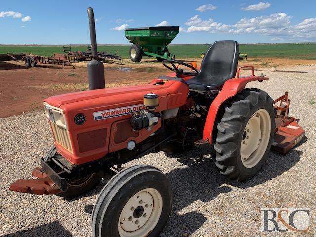 Yanmar YM220 Tractor with attachments