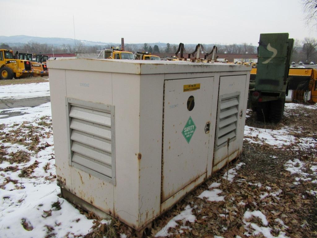 93 Kohler 30RDZJ61 Generator GY 4 cyl Diesel (Hours: 4;584) Defects: Body damage; StateID: 939507; S