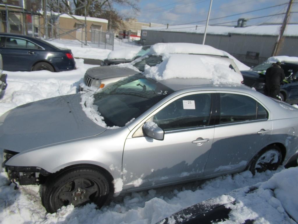 "10 Ford Fusion  4DSD SL 6 cyl  Started with Jump on 2/11/21 AT PB PS R AC PW VIN: 3FAHP0HG2AR246118