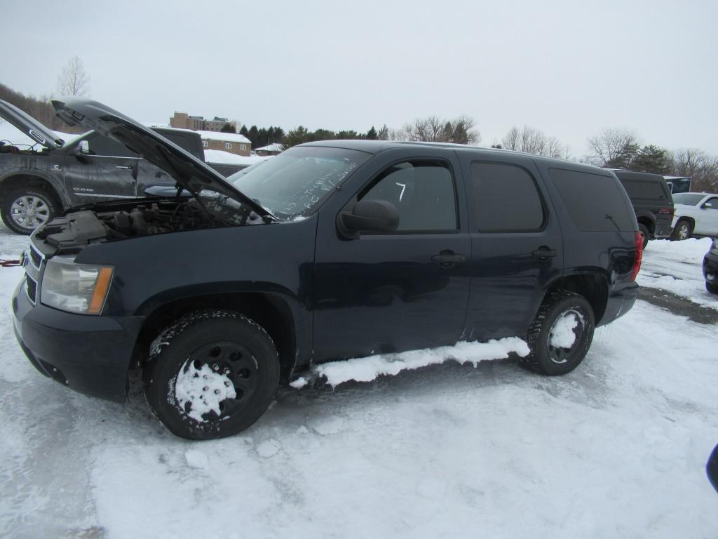 "07 Chevrolet Tahoe  Subn BL 8 cyl  Started with Jump on 2/11/21 AT PB PS R AC PW VIN: 1GNEC03047R39